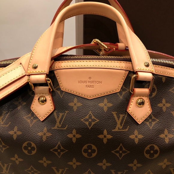 SOLD. Louis Vuitton LV Retiro PM Bag - Picture 3 of 16